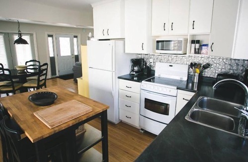 Wellington House | Corner Haven Main-Wellington PEC