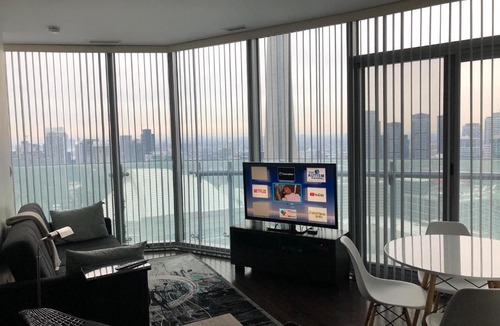 Toronto Entertainment District Apartment | Corporate suite