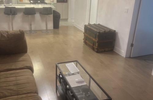 Cote-Des-Neiges—Notre-Dame-De-Grace Condo | Cosy appartement whit amazing pool and spa