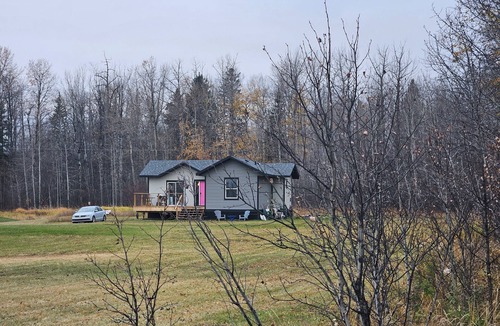Central Alberta Cottage | Cottage A Little piece of Heaven
