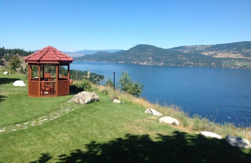 Central Okanagan House | Cottage at Lacasa Resort