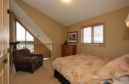 Central Okanagan House | Cottage at Lacasa Resort