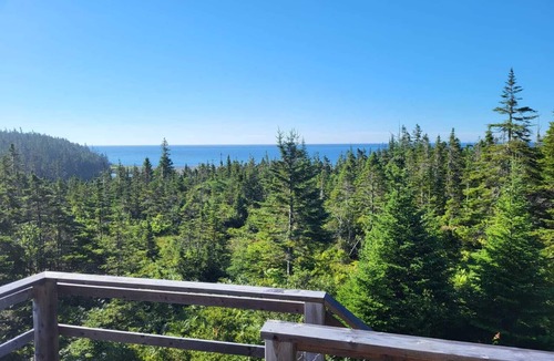 Holland Harbour House | Cottage at the Atlantic - Large deck and panoramic ocean views