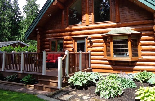 Swansea Point House | Cottage by the lake