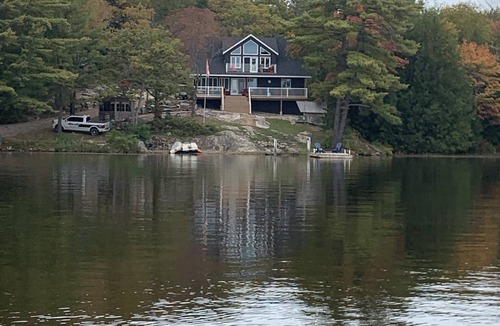 Severn Cottage | Cottage on quiet lake, great for swimming, fishing, boating