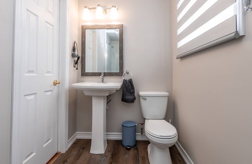 Alcona Cottage | Cottage right across Lake Simcoe