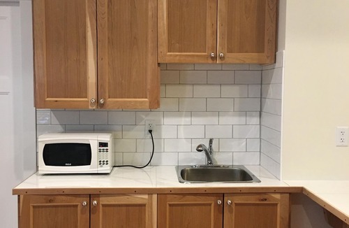 Regional District of Nanaimo Apartment | Country Blue is close to forest trails and beach