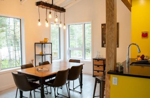 Sainte-Christine-d'Auvergne Ski Chalet | Country Comfort - Woods & RiverLa Sittelle