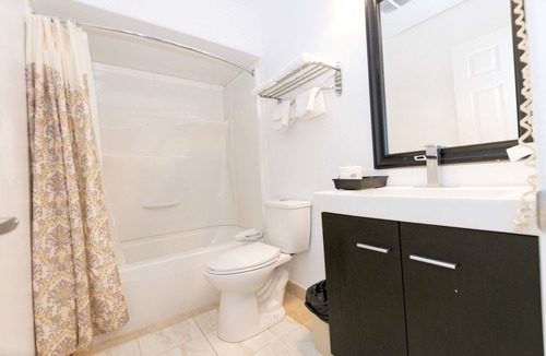 Kingston Hotel | Countryside Inn