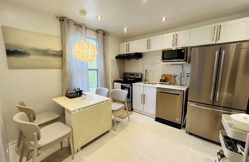 Grimsby Apartment | Cozy 1-Bedroom Apartment in the Heart of Grimsby