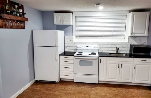 Calgary House | Cozy 1 bedroom basement suite