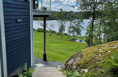 Halifax County Apartment | Cozy 1 bedroom lakefront basement apartment in delightful Williamswood, NS