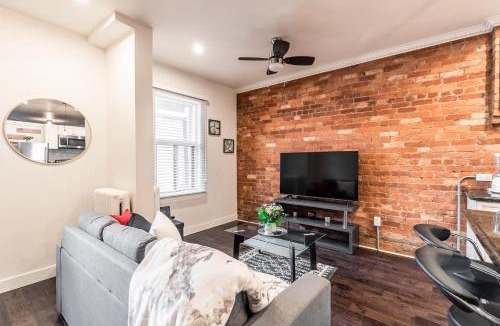 Central Hamilton Apartment | Cozy 1BR Condo on James Street North