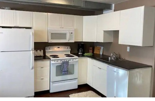 Bonnyville House | Cozy 2 bdrm Suite is needing a guest.