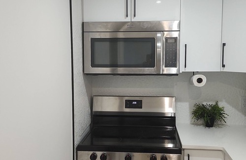 Northeast Edmonton House | Cozy 2-bedroom basement suite, fully furnished for comfort and convenience.