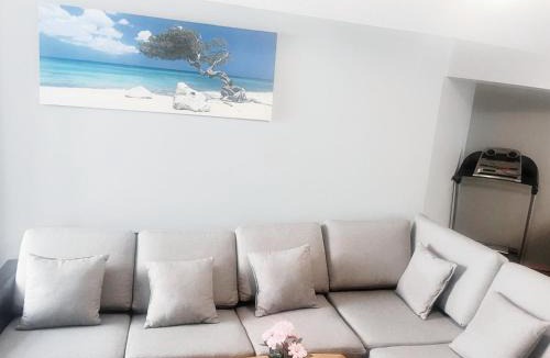 Calgary Apartment | Cozy 2-Bedroom Basement Suite Retreat Calgary