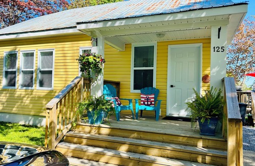 St. Andrews House | Cozy 2-bedroom cottage with two decks. Centrally located. Pet-friendly.