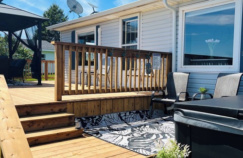 O'Leary Cottage | Cozy 2-bedroom cottage in lovely Mill River East with WiFi, AC