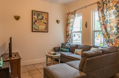 Granby Apartment | 🌼 Cozy and friendly, L'Oasis #8-3, La Virée Familiale 🌼
