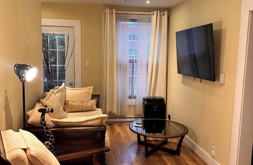 Dorval Apartment | cozy apartment in Dorval