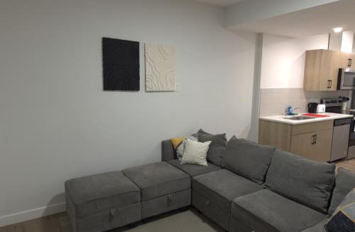 Southwest Calgary Apartment | Cozy Apartment in South West Calgary