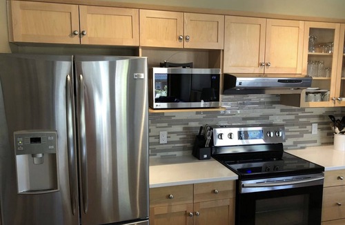 Canmore Condo | Cozy.Bright.Central - Canmore Downtown