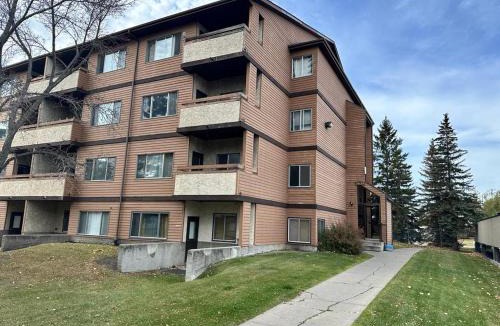 Northeast Edmonton Apartment | Cozy & bright private one-bed rm