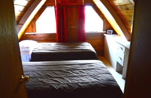 Rossland Ski Chalet | Cozy Cabin at RED - Steps to Skiing & Trails