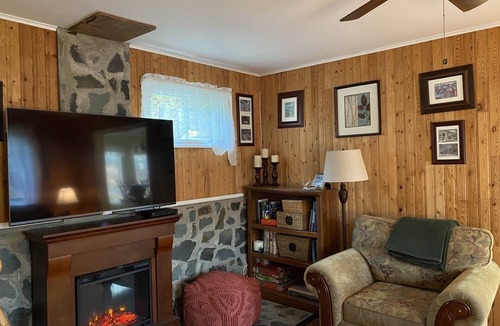 Cape Broyle Cabin | Cozy Cabin just steps from the East Coast Trail