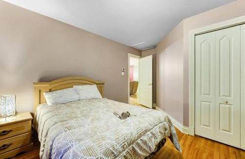 Val Morin Cabin | Cozy Chalet Val Morin