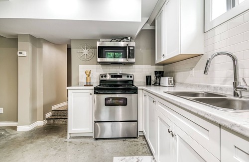 Sudbury Apartment | Cozy Comfy Studio