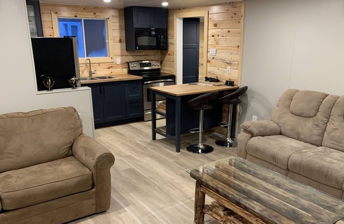 Dunnottar Cabin | Cozy Cottage close to Matlock Beach