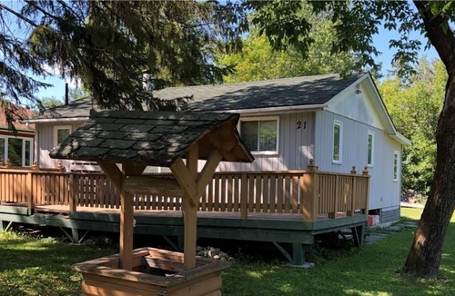 Dunnottar Cabin | Cozy Cottage close to Matlock Beach