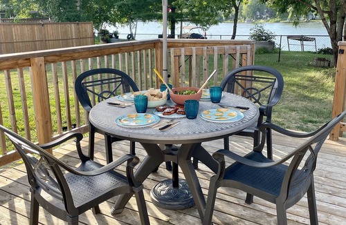 Quinte West Cottage | Cozy Cottage on the Trent