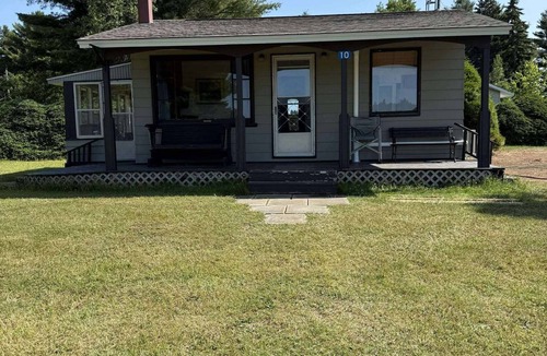 Richibucto Cottage | "Cozy Cottage" Where Small is the New Spacious!