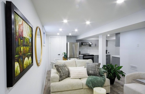 Brantford House | Cozy Hideaway - Private Lower Suite · 2BR · 2BA · Fireplace + Full Kitchen