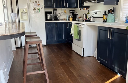 Rexdale House | Cozy house minutes away from the airport & Woodbine racetrack