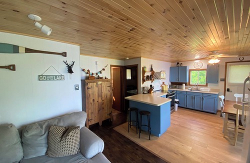 Marmora Cottage | Cozy lakefront cottage, 2 hours from Toronto!