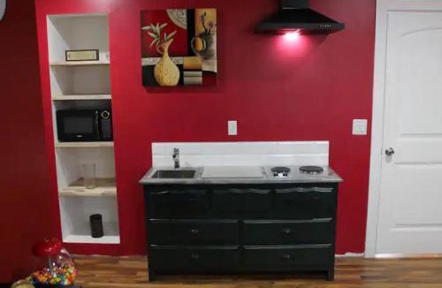 Sylvan Lake Apartment | Cozy Lodge Suite