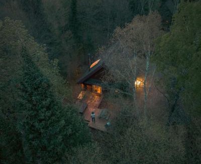 Lac Superieur Village Ski Chalet | Cozy Log Cabin with Spa - 3 min of Tremblant