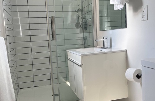 Little Burgundy Condo | Cozy luxurious condo in the middle south west, Montreal