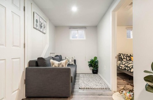 Hamilton Apartment | Cozy nest basement unit