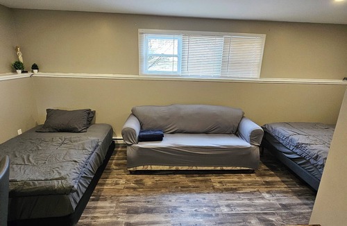 Lower Sackville House | Cozy Private Room in Sackville, Close to Airport