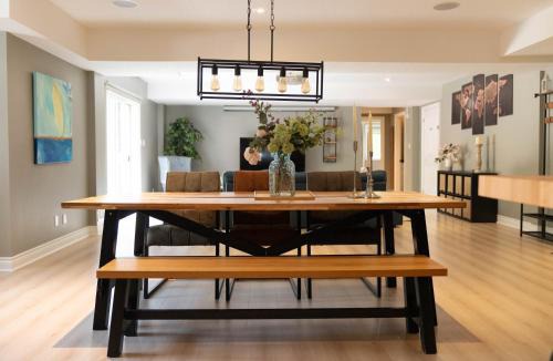 Elora Apartment | Cozy Private Suite with Year-Round Hot Tub
