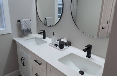 Charlottetown House | Cozy retreat 10 minutes to Downtown Charlottetown; 20 minutes to Stanhope beach