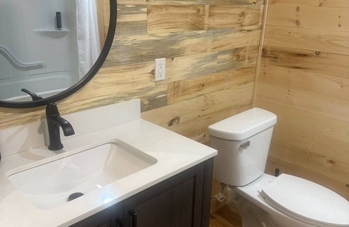 Red Bank Cabin | Cozy, Secluded Lodge located on the Renous River.