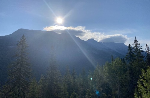 Banff Condo | Cozy Ski Condo in the Canadian Rockies, Banff Canada
