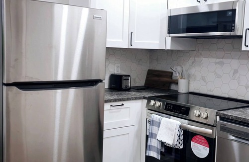 Bridlewood Apartment | Cozy & Spacious 1-bedroom apartment in SW Calgary with WiFi near Spruce Meadows