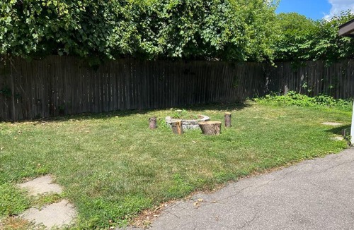Hamilton House | Cozy, Spacious Hamilton home with Bonfire and a big Lot!