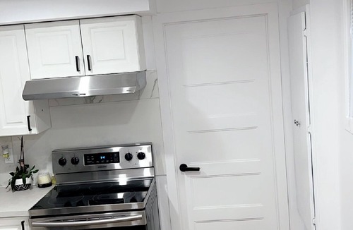 Terrebonne Apartment | Cozy stay in the heart of Terrebonne